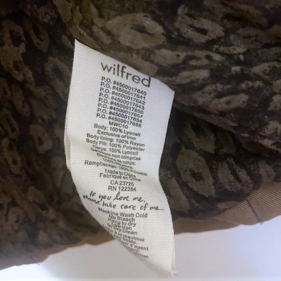 WILFRED Aritzia Dauphine Quilted Bomber Jacket size 8 - Picture 7 of 8